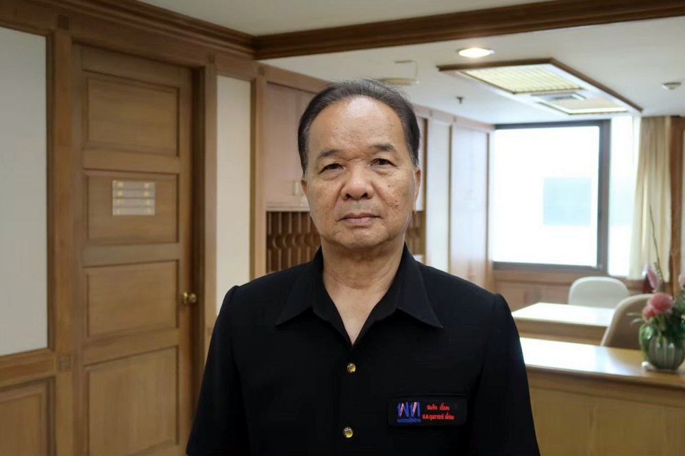 "เพื่อไทย" อัด 8 ปี รัฐบาลสร้างภาระหนี้ 11 ล้านล้าน ชี้กู้มาทำเรื่องไร้สาระ