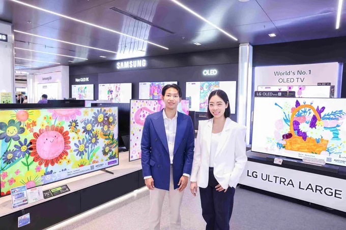 เพาเวอร์บาย เปลี่ยนจอทีวีเป็นแกลเลอรี่สุดอบอุ่น  ในนิทรรศการ “Power of Art by Power Buy x Artstory”