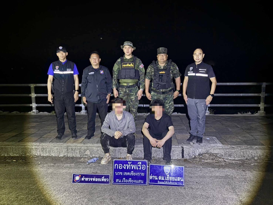 นรข.เชียงรายเข้มชายแดนโขง ยึดรถกระบะเตรียมลักลอบส่งออก จับชาวจีนลอบเข้าเมือง 2 ราย 
