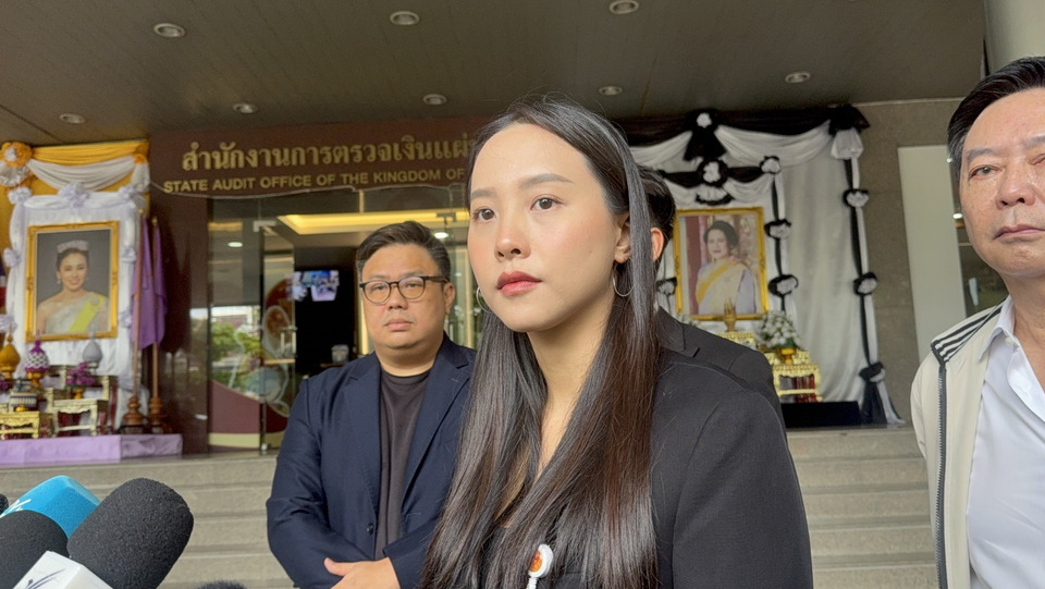 “ไอซ์ รักชนก” ขู่ยื่น ปปช. สกัด TH-AI Passport 1.6 พันล้าน ซัดแรง TOR ลอก–เกณฑ์คนร่วมเวที–จี้พับโครงการ