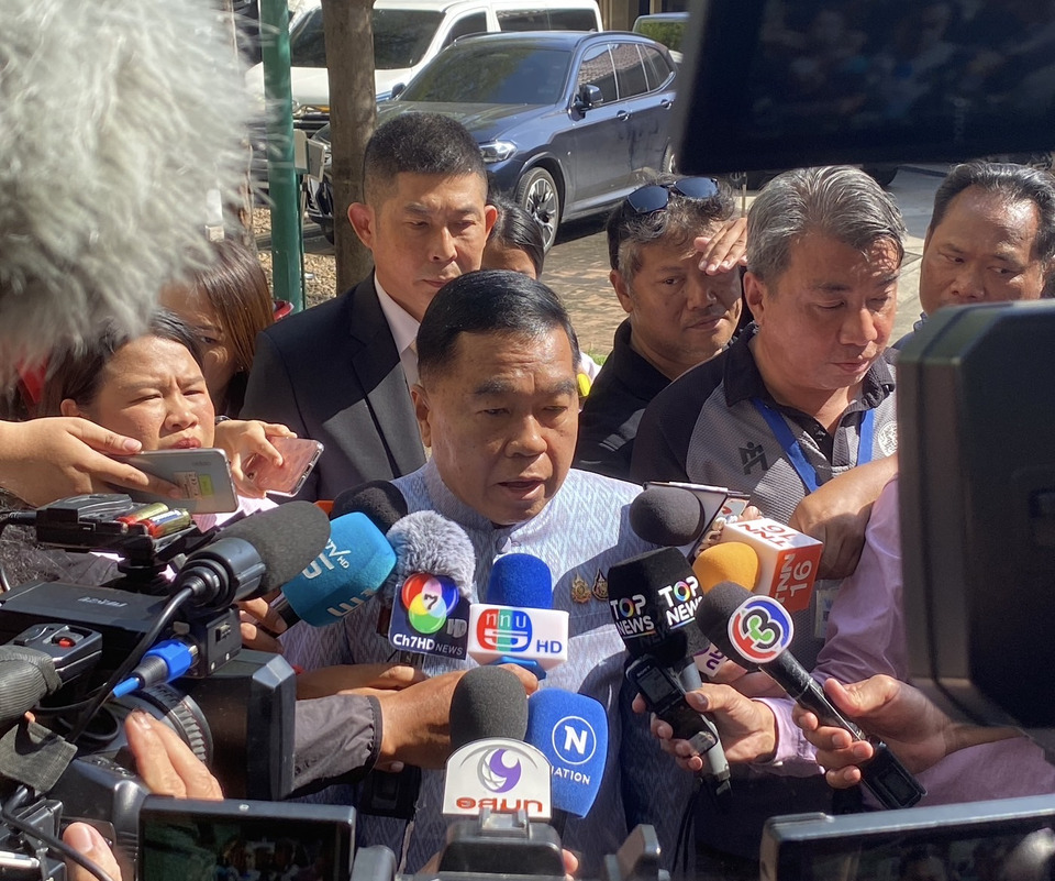"รมว. กลาโหม" ลั่น หากเจรจาชายแดนไทย-กัมพูชาล้มเหลว "อะไรจะเกิดก็ต้องเกิด"