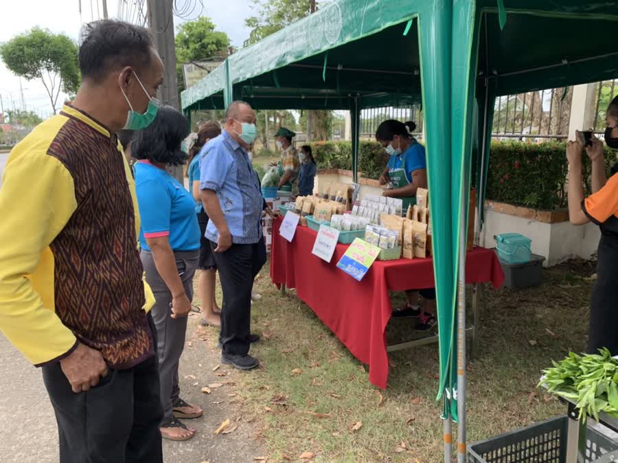 ตรังเปิดตลาดเกษตรกรอำเภอย่านตาขาว
