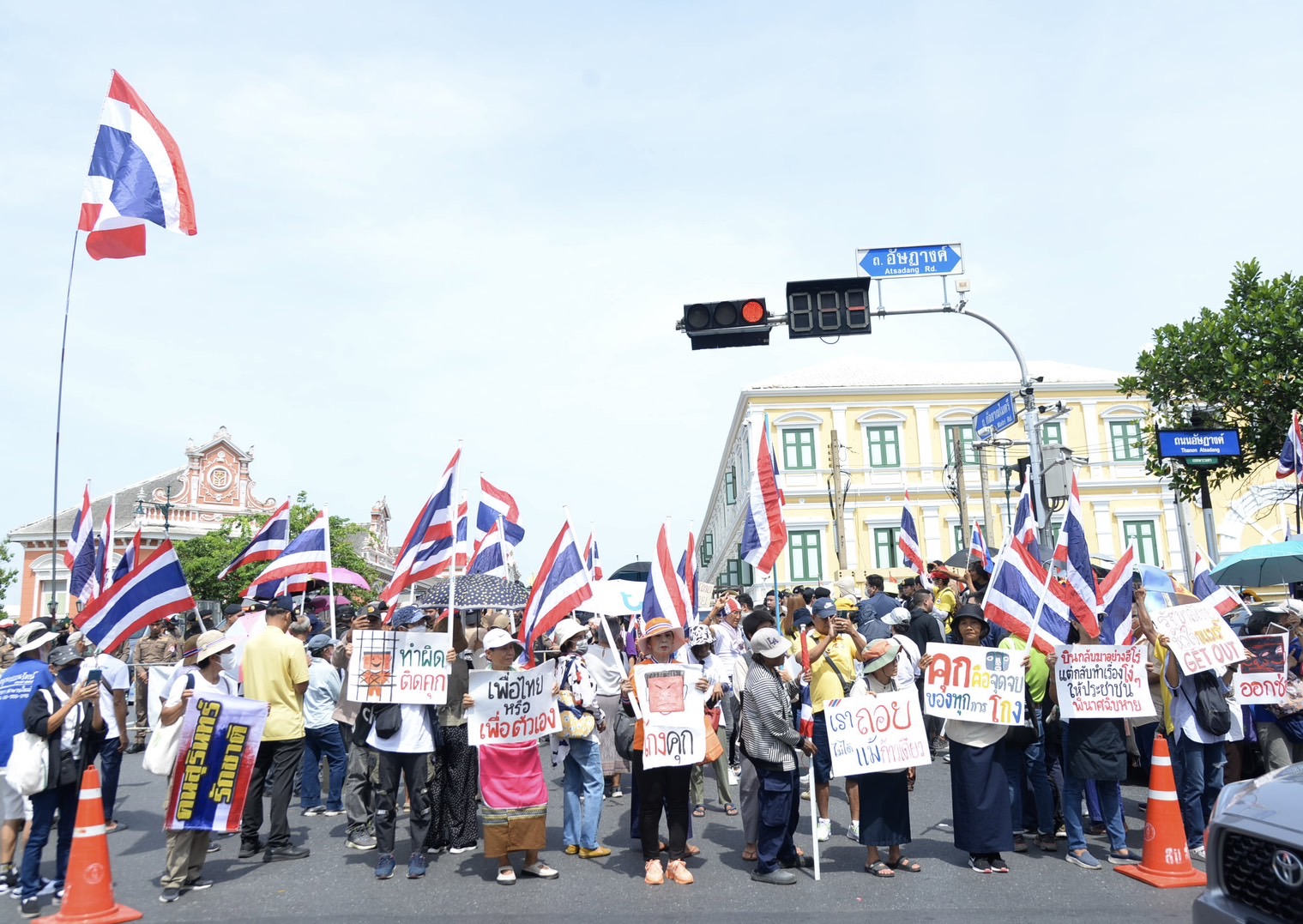 "คปท." เคลื่อนไหว เรียกร้อง "ภูมิธรรม" ใช้กลไก สมช.แก้ปมชายแดนไทย-กัมพูชา แนะถึงเวลาให้ทหารมีอำนาจตัดสินใจในพื้นที่