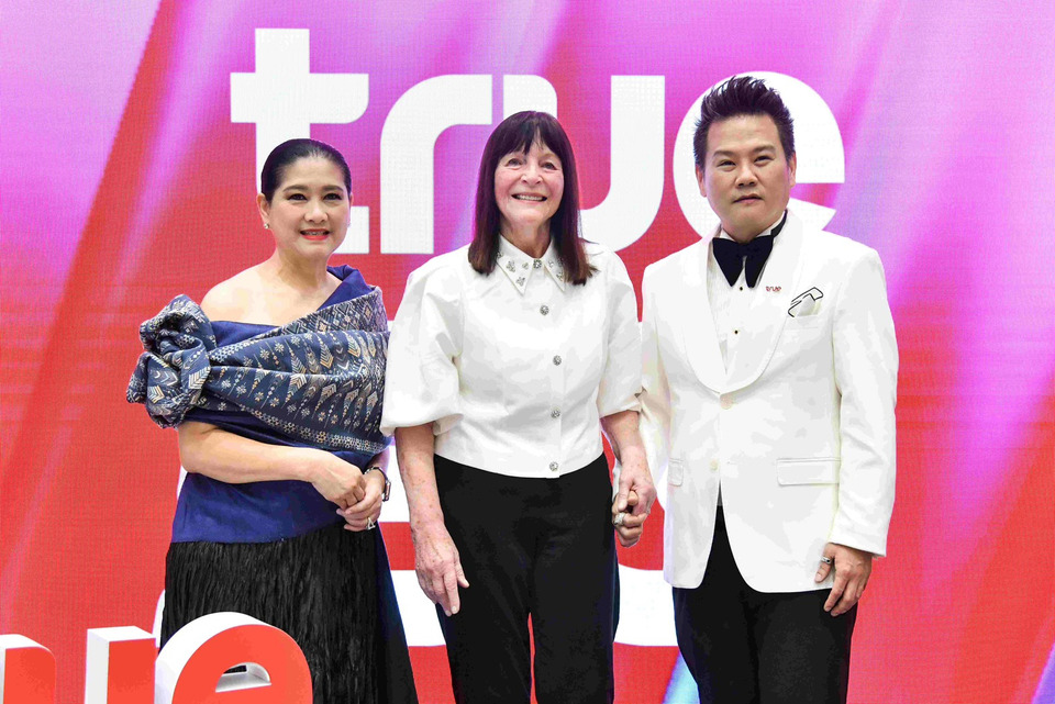 “The World is TRUE” ร่วมยินดี แก่ “น้ำผึ้ง-กานต์ธีรา เตชะภัทรธนากุล” Miss World Thailand 2026 และTrue Leadership Award