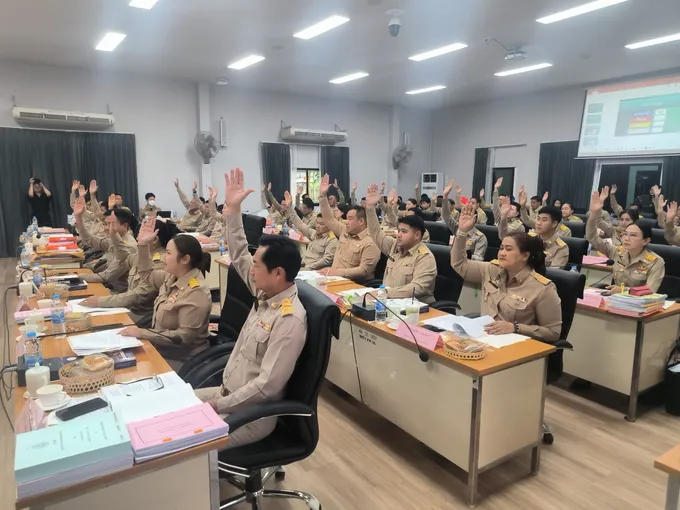 อบจ.โคราชผ่านงบปี 2570 กว่า 4.3 พันล้านบาท ใช้เวลาโหวตเพียง 10 นาที
