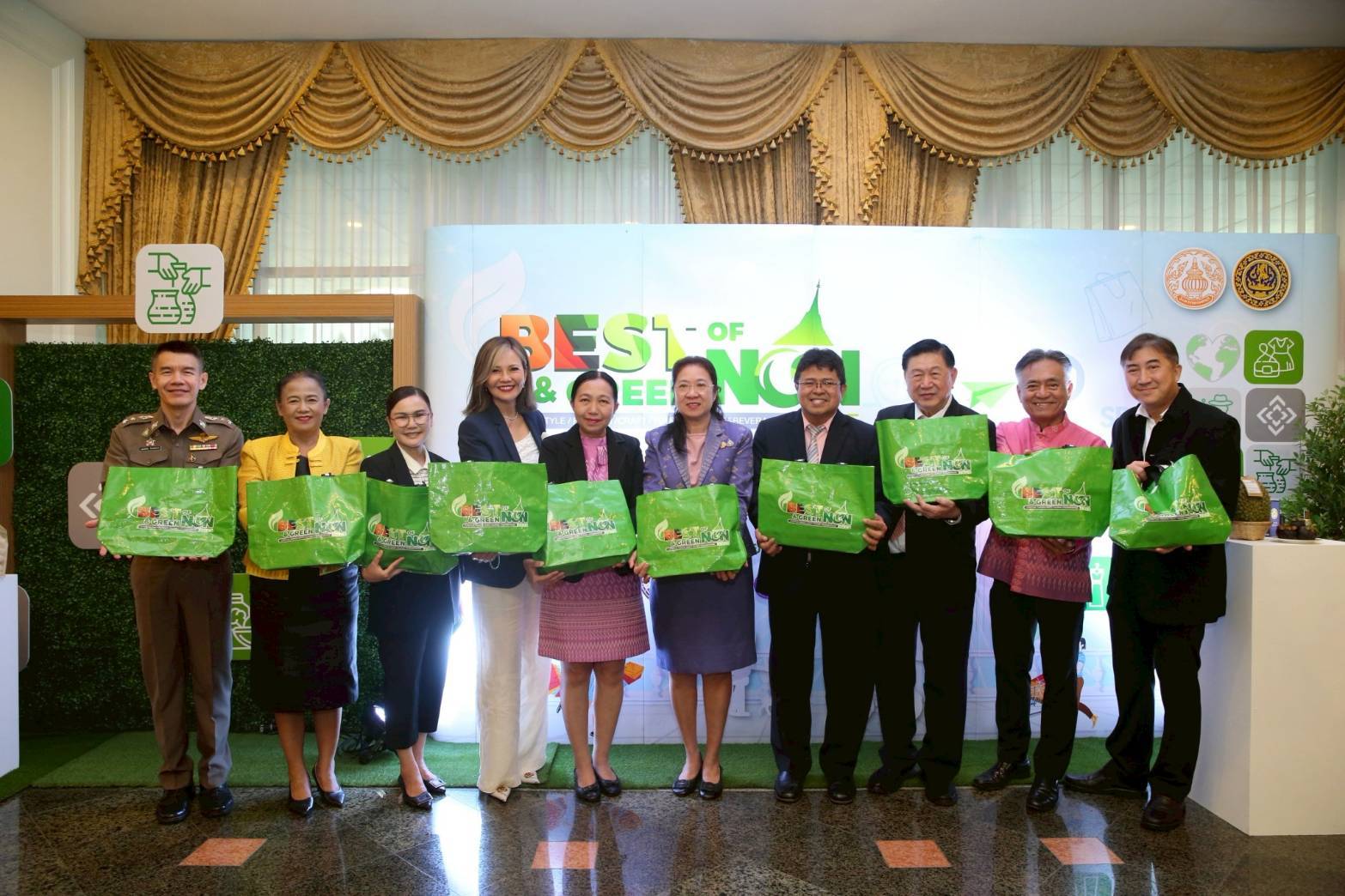 พาณิชย์เมืองนนท์ จับมือเครือข่ายภาคธุรกิจ จัดงาน Best & Green of Non 2025 ชวนช้อปสินค้าเด่นคุณภาพ 