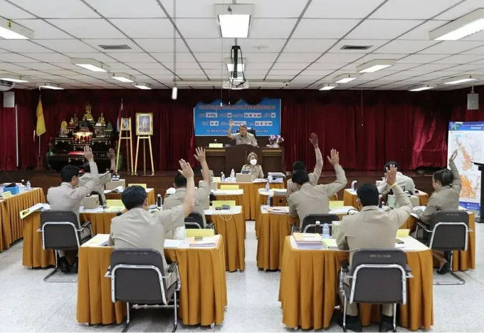 ชาวตำบลเมืองแกลงเฮลั่น!!ประธานสภาฯ ผันงบประมาณ มุ่งพัฒนาชุมชน