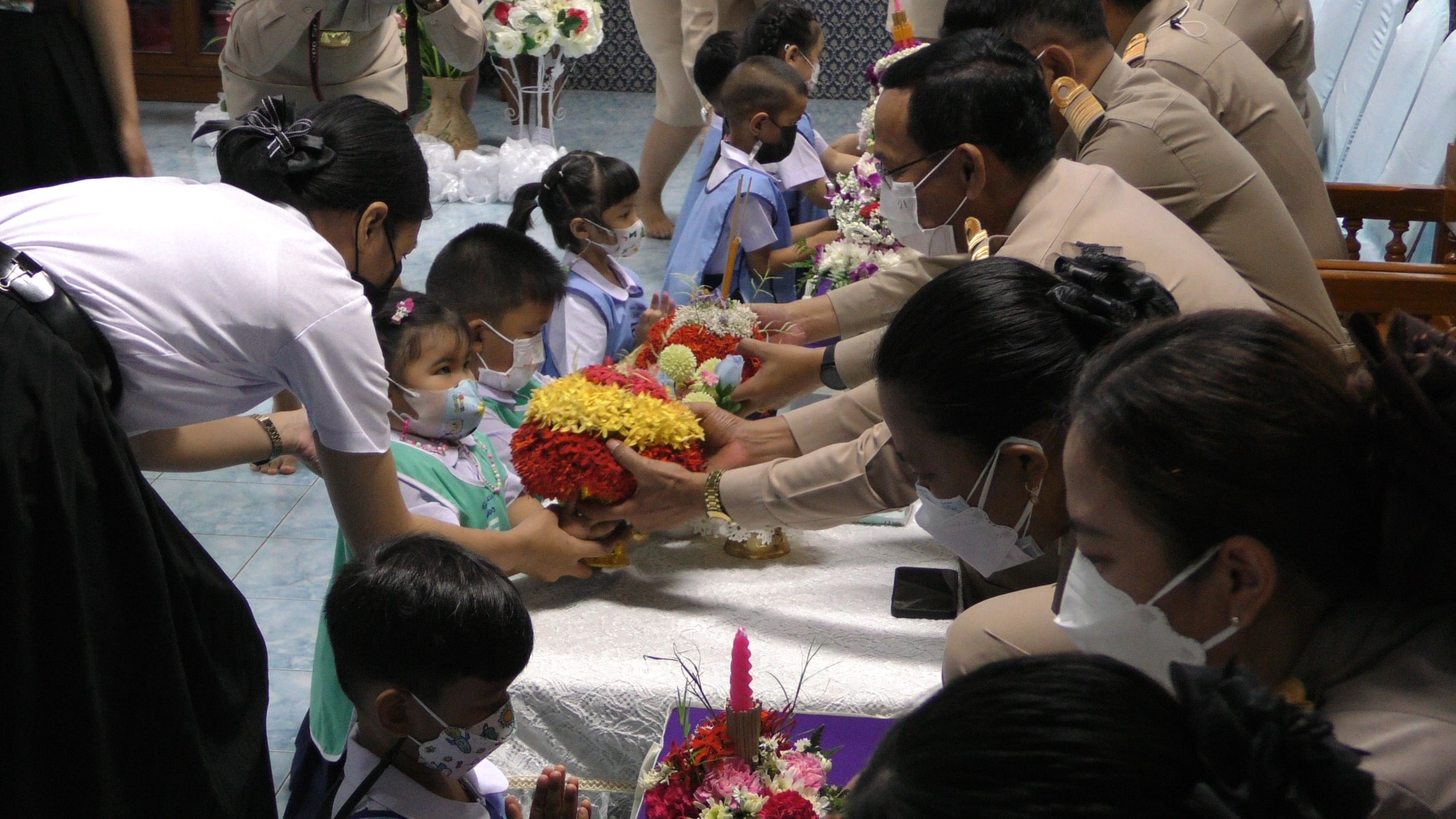 อนุบาลชัยนาทไหว้ครูปลูกฝังความกตัญญูกตเวที