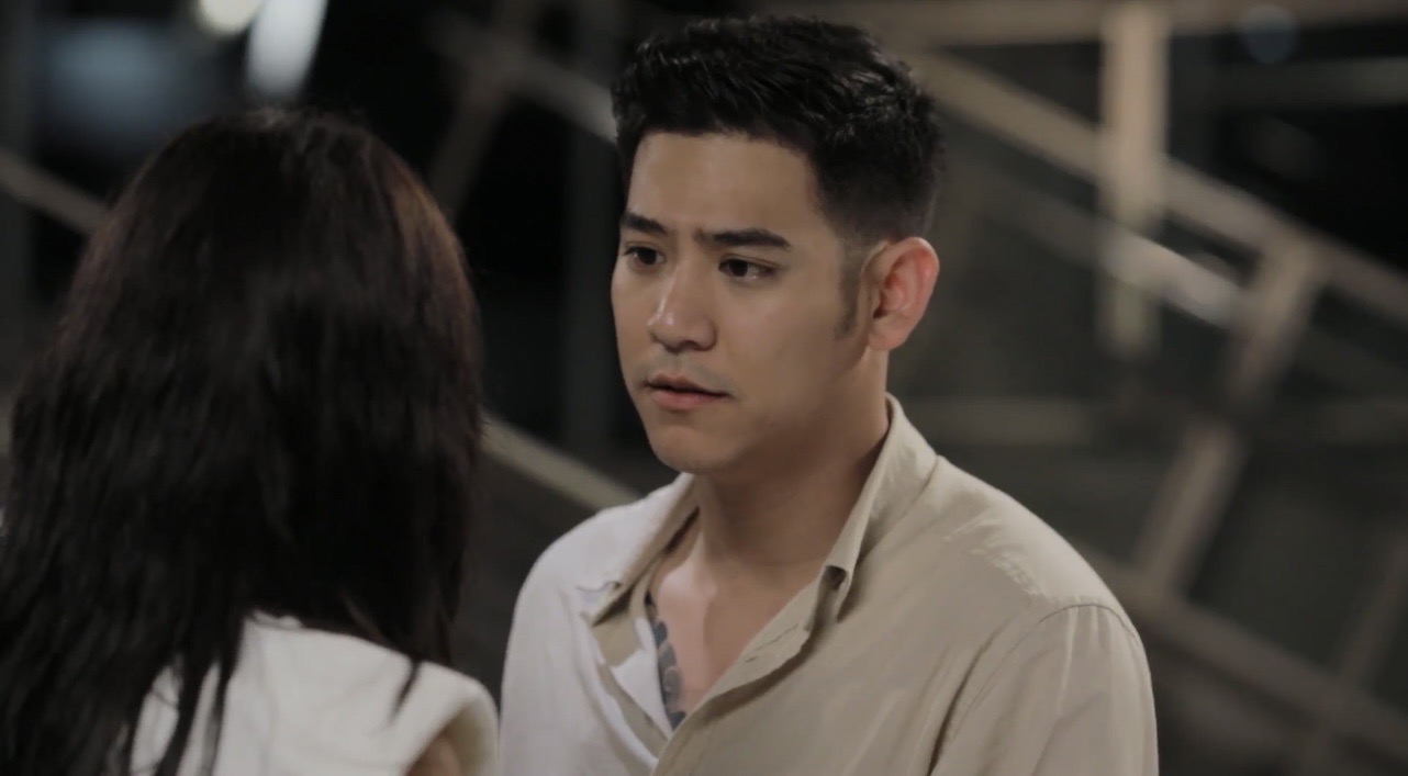 ใจจะอ่อนไหมนะ !! เมื่อ พอร์ช ใส่เกียร์เดินหน้าตามง้อ แซมมี่ เต็มที่ ใน CLUB FRIDAY THE SERIES ตอน UNHAPPY BIRTHDAY