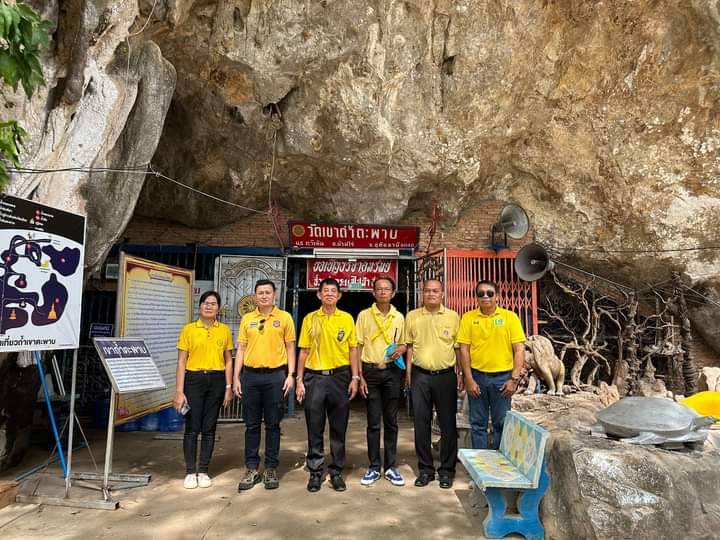 นายอำเภอบ้านไร่ชวนชมวัดเขาถ้ำตะพาบแหล่งท่องเที่ยวที่สำคัญของอุทัยธานี