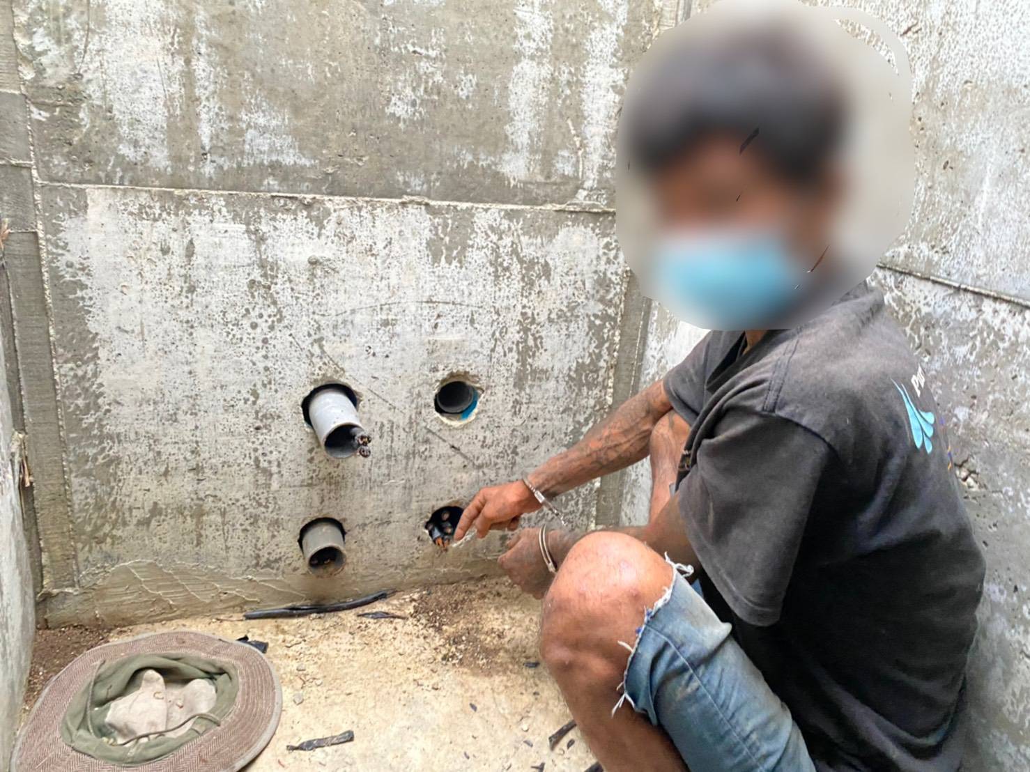  จับคาหนังคาเขา"เอ็มตะคร้ำเอน" โจ๋แสบลักตัดสายไฟโครงการทางด่วนมอเตอร์เวย์