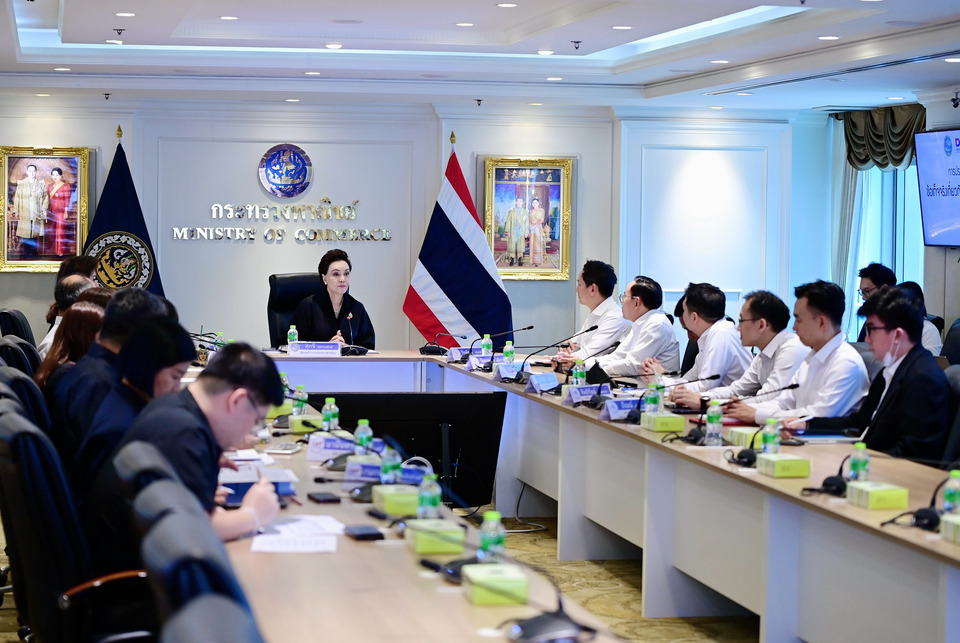 พาณิชย์-พลังงาน-คลัง จับมือดูแลปชช. รับมือน้ำมันแพง ลดผลกระทบค่าครองชีพ