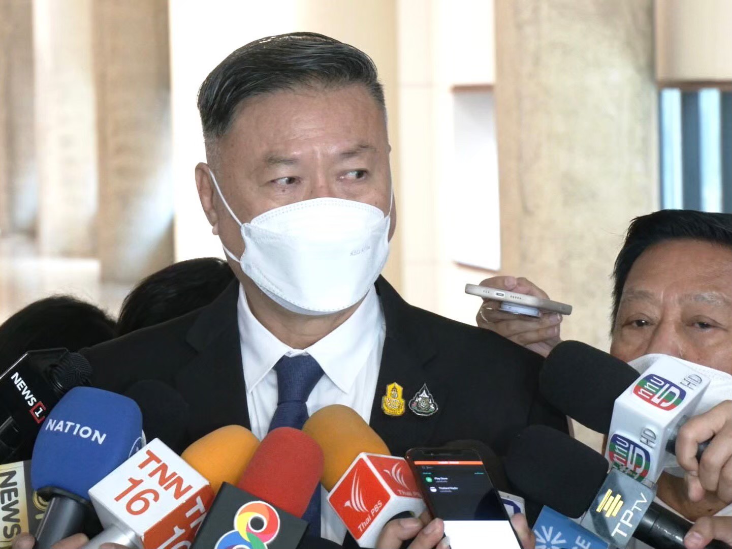 "นิโรธ" งงจุดปมรัฐประหารโยงศึกชิงผู้ว่าฯ กทม. ซัดใช้วิชามารการเมืองน้ำเน่าดิสเครดิตผู้นำ 