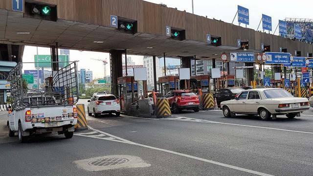 การทางพิเศษฯ แจ้งขึ้นทางด่วนฟรี  3 เส้นทาง 60 ด่าน "วันฉัตรมงคล" 2566