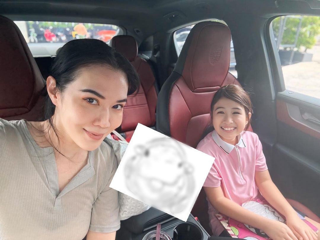 ว้าวมาก! "น้องมายู" ฉายแววศิลปินโชว์ฝีมือวาดรูปหมูเด้ง 