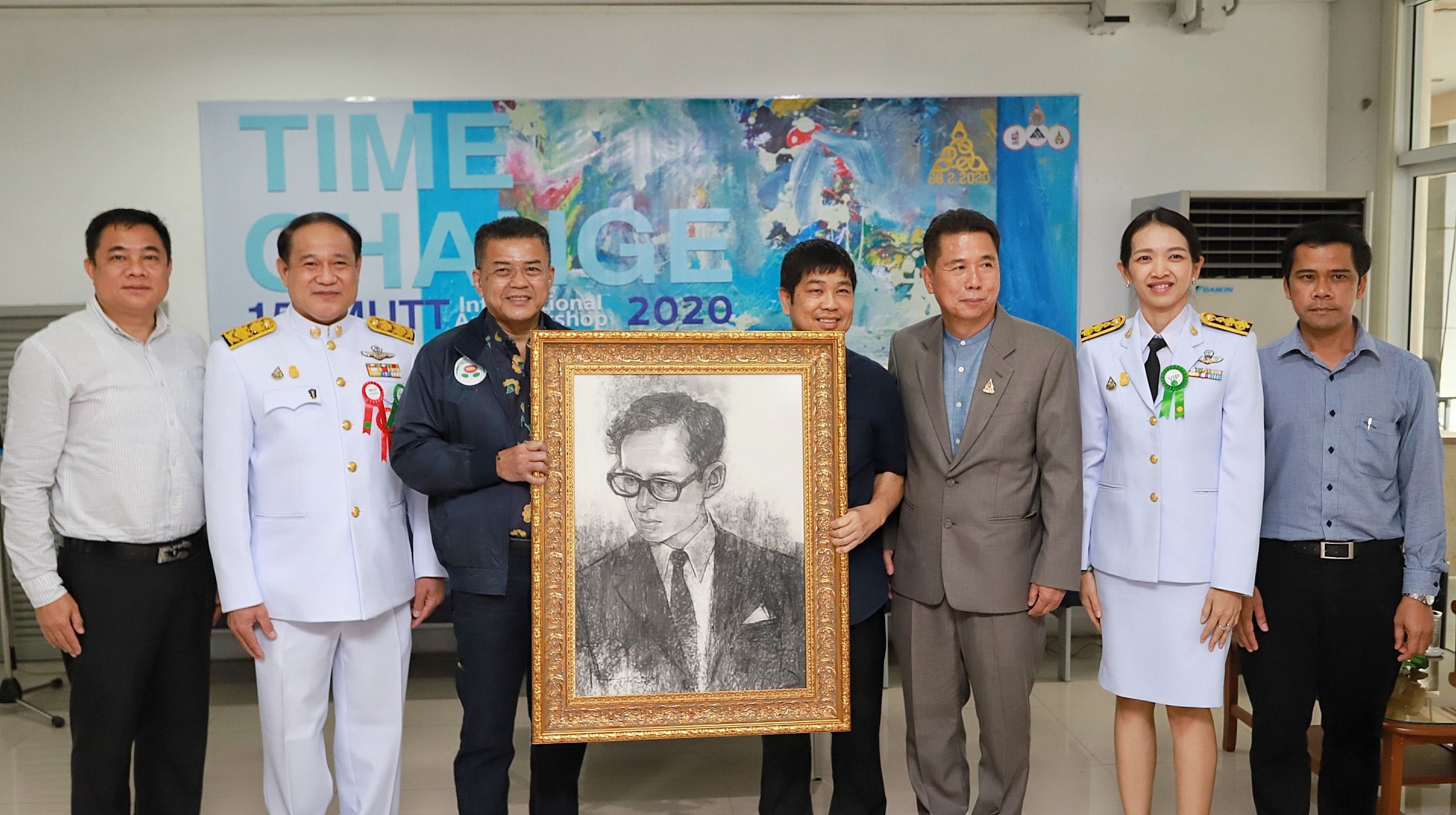 ชวนสายอาร์ตชมนิทรรศการสร้างสรรค์ศิลปกรรมนานาชาติ ครั้งที่ 15“RMUTT 15th International Art Workshop and Exhibition 2020”