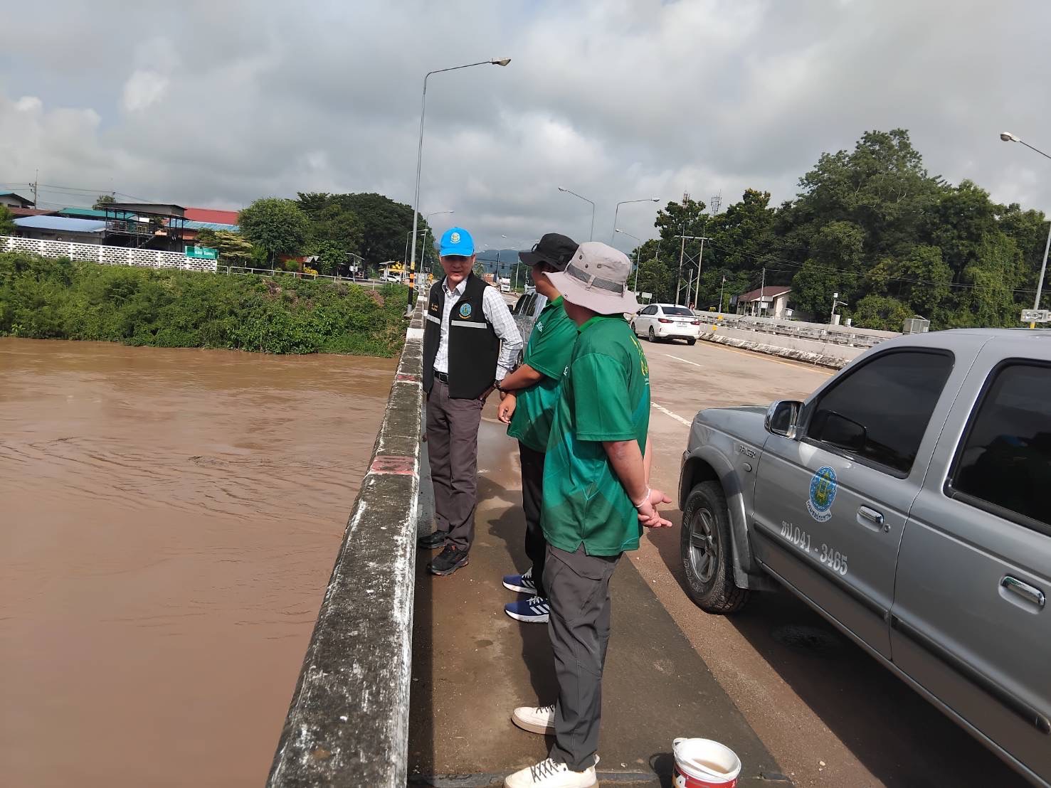 โครงการส่งน้ำฯแม่ยม ลงพื้นที่สถานีตรวจวัดน้ำ Y.1C ติดตามสถานการณ์น้ำแม่น้ำยม