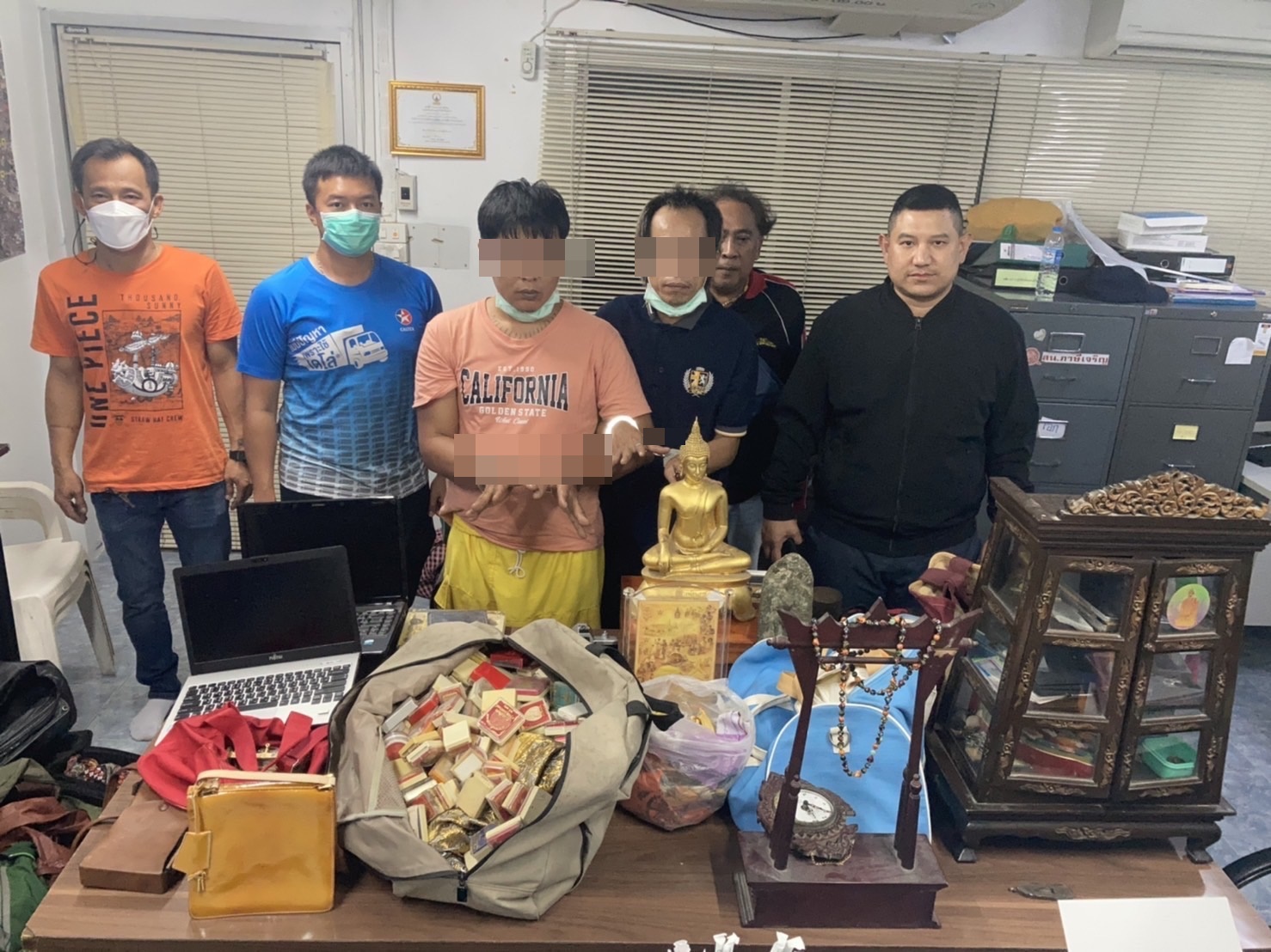 รวบ2โจรชุดดำตระเวนลักทรัพย์ พบประวัติโชกโชนทุบกำไลอีเอ็มหนีศาล
