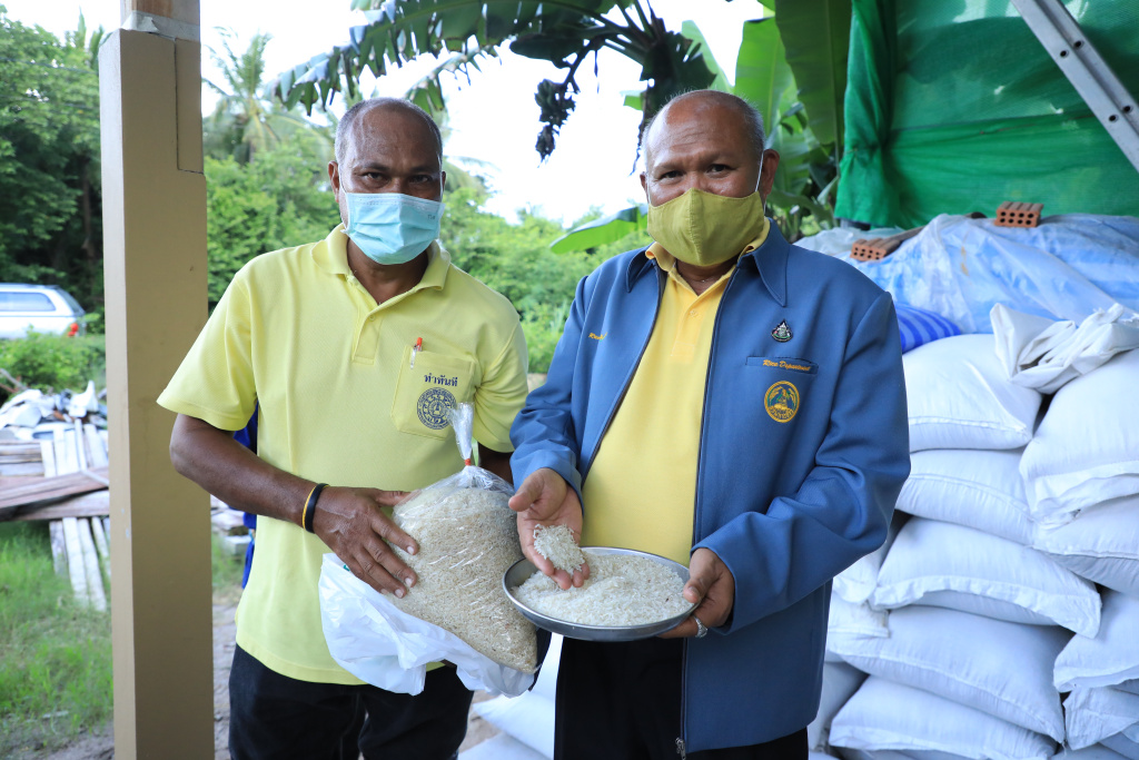 ปรับเปลี่ยนวิถีชาวนา สู่หลักการตลาดนำการผลิต สร้างรายได้สู่ชุมชน