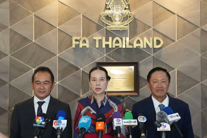 ส.ฟุตบอล ตั้ง "กฤษฎา -พล.ต.อ.วินัย" เป็นกรรมการกลาง