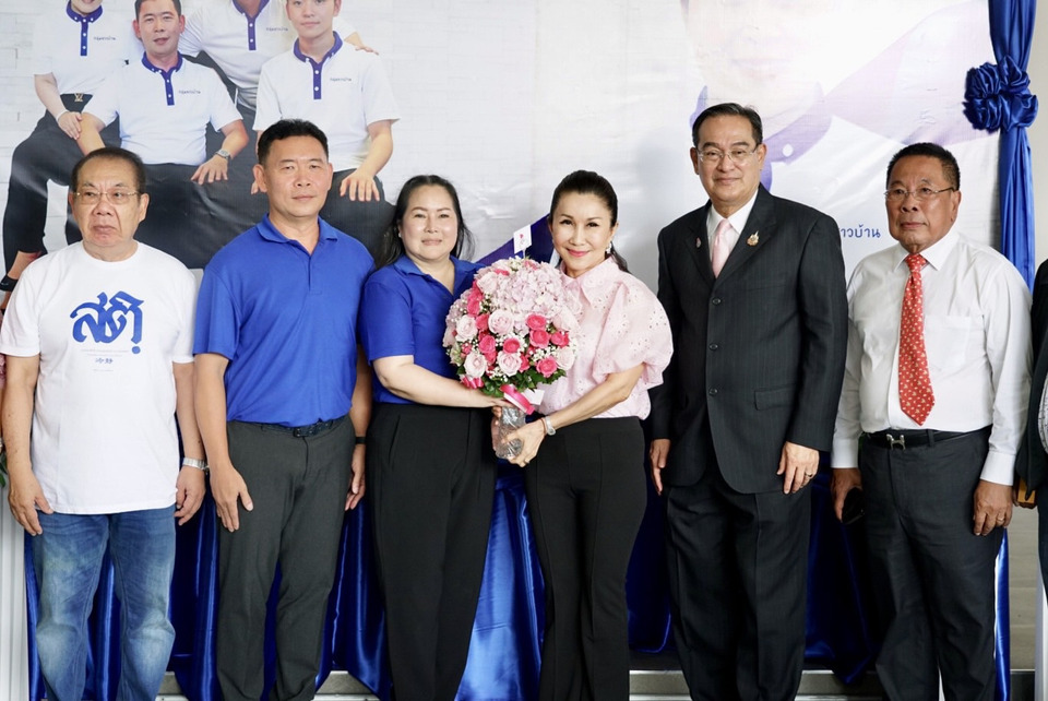 กัญจนา-แกนนำ ชทพ. ร่วมทำบุญขึ้นบ้านใหม่ นายก อบจ.นครปฐม บ้านใหญ่สะสมทรัพย์ "เผดิมชัย" ยันอยู่ชาติไทยพัฒนา