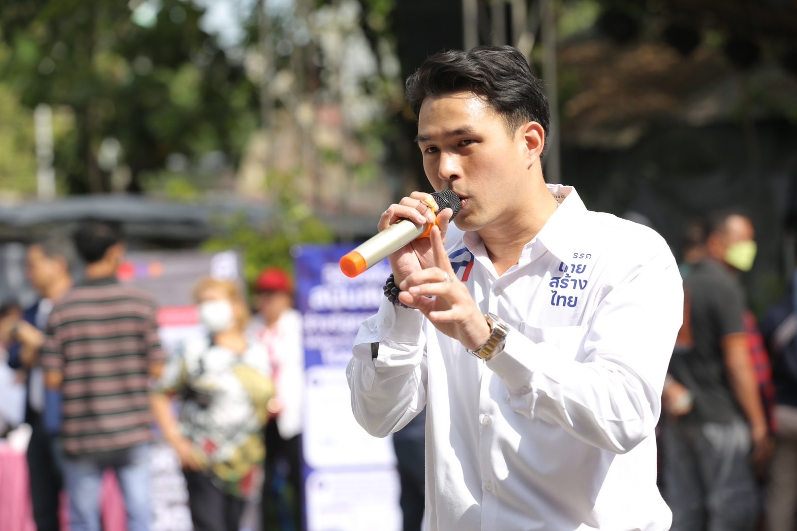 "นรุตม์ชัย" ชี้กระแสตั้งรัฐบาลเสียงข้างน้อย สะท้อนประชาธิปไตยไม่เต็มใบ เตือน 250 ส.ว.อย่าฝืนมติประชาชนส่วนใหญ่