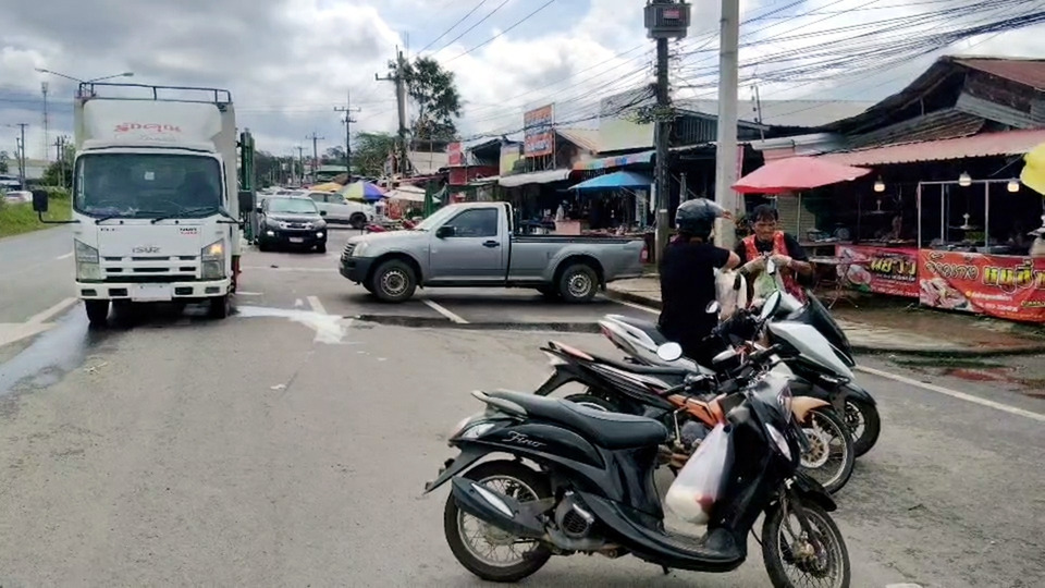 แม่ทัพไทย–เขมร เตรียมลงนามถอนอาวุธชายแดนช่องจอมบ่ายนี้ ชาวบ้านยังกังวลความชัดเจน