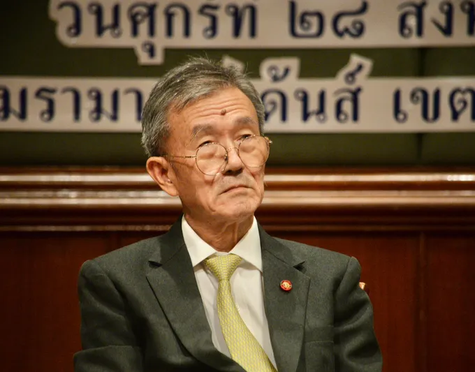 “อดีตผู้พิพากษา” เปิด 6 บทเรียนองค์กรเลือกตั้งทั่วโลก ชี้ กกต. ใช้อำนาจมิชอบต้องรับผิด หวั่นซ้ำรอยคดีฮั้ว สว.