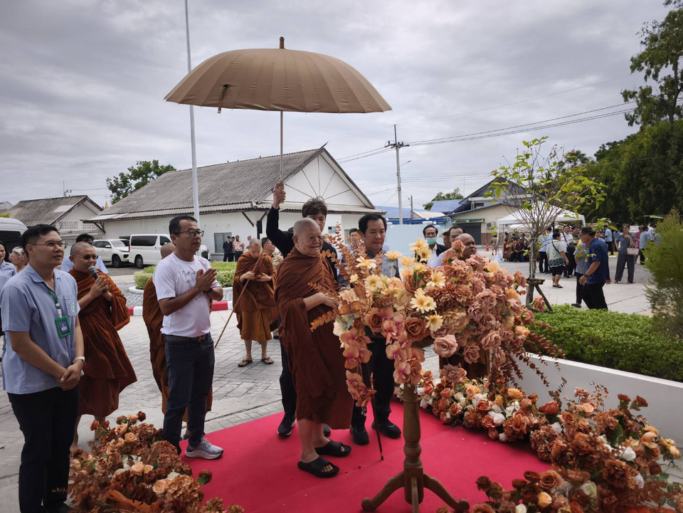 “หลวงพ่อกัญหา” เปิด รพ.สต.ศีรษะละเลิง ยกระดับบริการแพทย์ครบวงจร เตรียมรับผู้ป่วยค้างคืน 