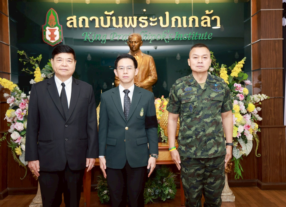 เปิดตัว "พล.ท.บุญสิน"  นั่งผอ.หลักสูตร"4ส" สถาบันพระปกเกล้า ชี้แนวทางสร้าง "สังคมสันติสุข" จนท.รัฐต้องลงพื้นที่ มากกว่านั่งโต๊ะทำงาน 