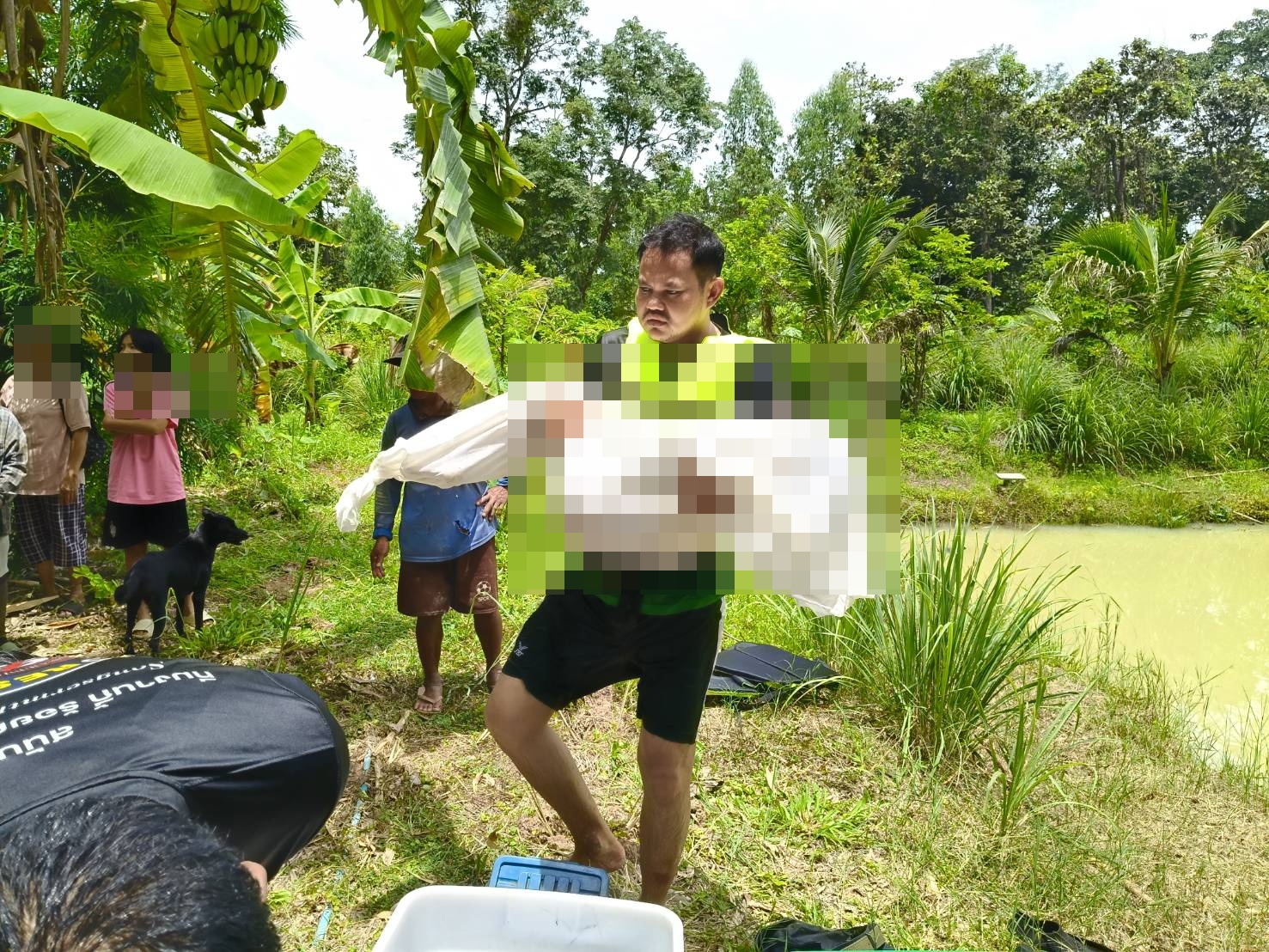 ตายายชาวอุดรธานีร้องไห้แทบขาดใจพาหลาน6 ขวบไปดำนาจมสระน้ำดับสลด