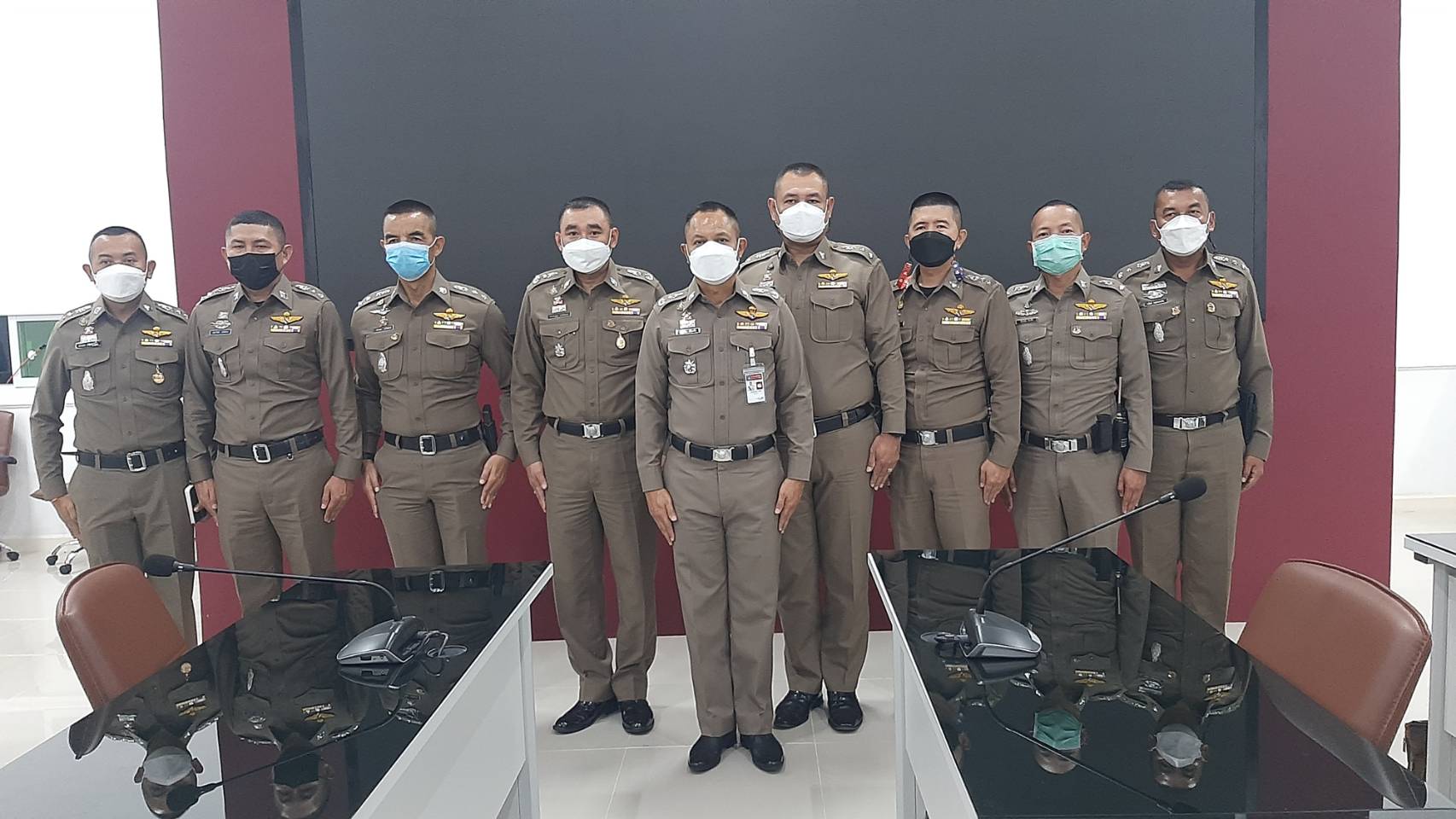  ผู้บัญชาการตำรวจภาค8สั่งคุมเข้มดูแลความปลอดภัยประชาชนและนักท่องเที่ยวรับเทศกาลปีใหม่2565    