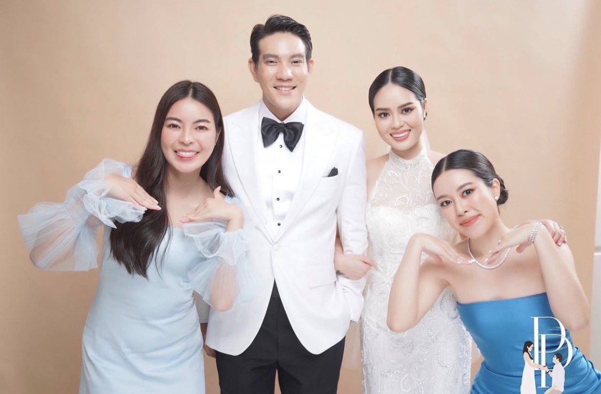 ประทับใจจนน้ำตาซึม! “เอวา” พาดูงานแต่งงานหมื่นล้านของพี่สาว พร้อมเซอร์ไพรส์ของขวัญสุดพิเศษ
