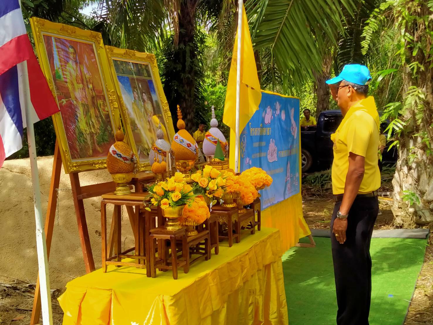 นอภ.ชัยบุรี นำขรก.-ปชช.พัฒนาทำความสะอาดและสร้างฝายชะลอน้ำคลองบางปัด 
