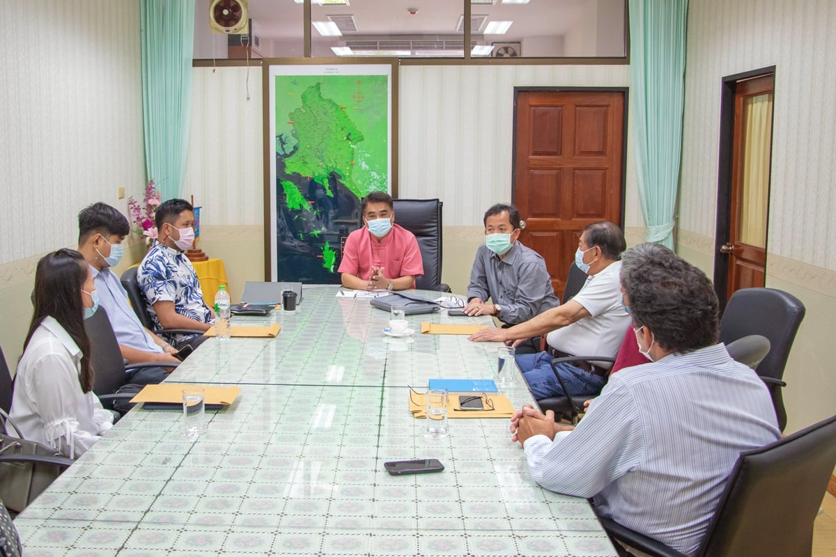 ชาวเกาะหมาก จังหวัดตราด แสดงเจตนารมณ์ต้องการฉีดวัคซีนป้องกันโควิด -19 ให้ครบ 100 เปอร์เซ็นต์