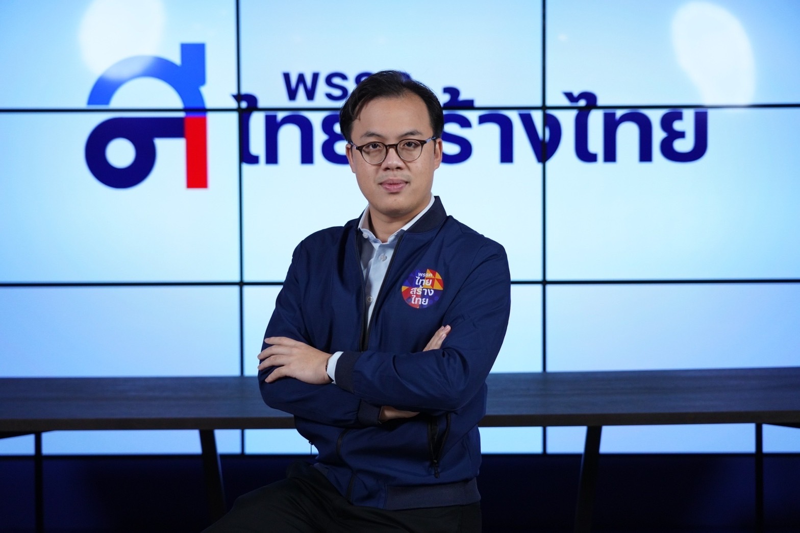 "ไทยสร้างไทย" แนะ "สุพัฒนพงษ์"  อ้างอิงราคาน้ำมัน ต้องเทียบมาเลเซีย จี้ "บิ๊กตู่" ลดภาษีสรรพสามิตน้ำมัน