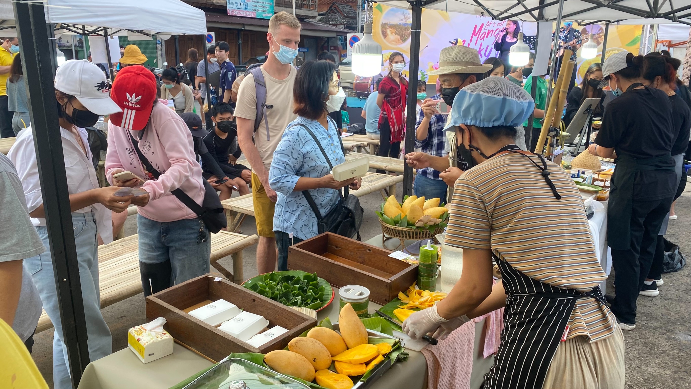 ข้าวเหนียวมะม่วงปายขายดีมาก