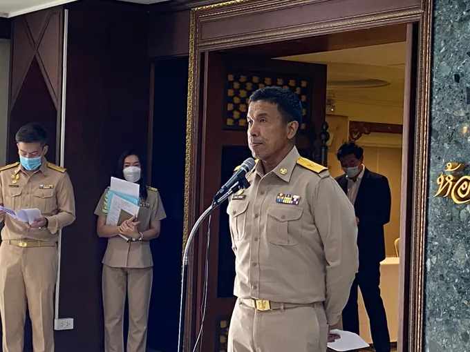 "ชัชชาติ" รับทำดีที่สุดแล้ว เปิดพื้นที่ม็อบเอเปค ใครร้องเรียนเชิญได้เลย
