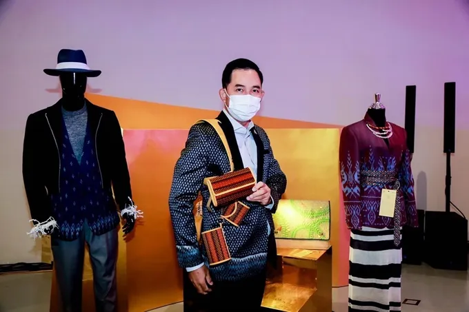 วธ.โชว์ผลิตภัณฑ์วัฒนธรรมชุมชนระดับพรีเมียม 5พันชิ้น