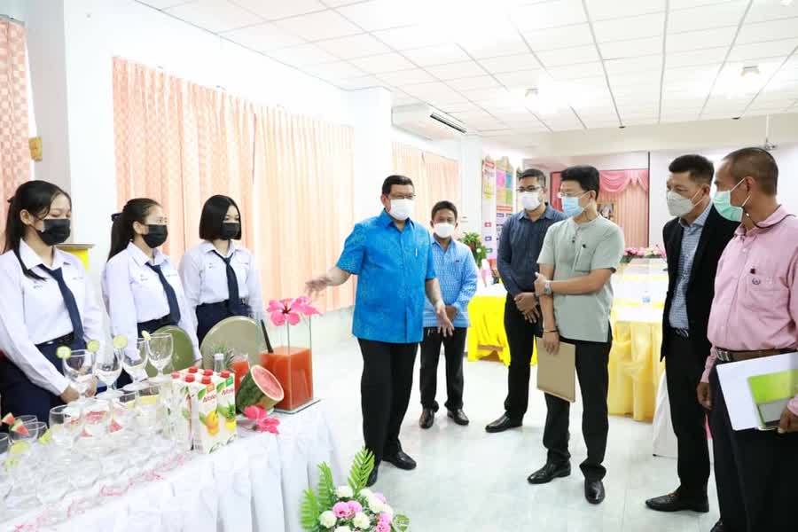 ตรังตรวจเยี่ยมการเรียนการสอน โรงเรียนเทศบาล 6 
