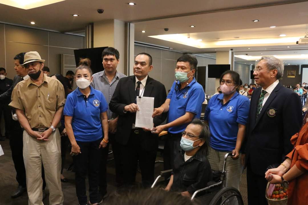 "ผู้ค้าสลาก"บุกร้องสภาทนายความถูกตัดโควตาไม่เป็นธรรม