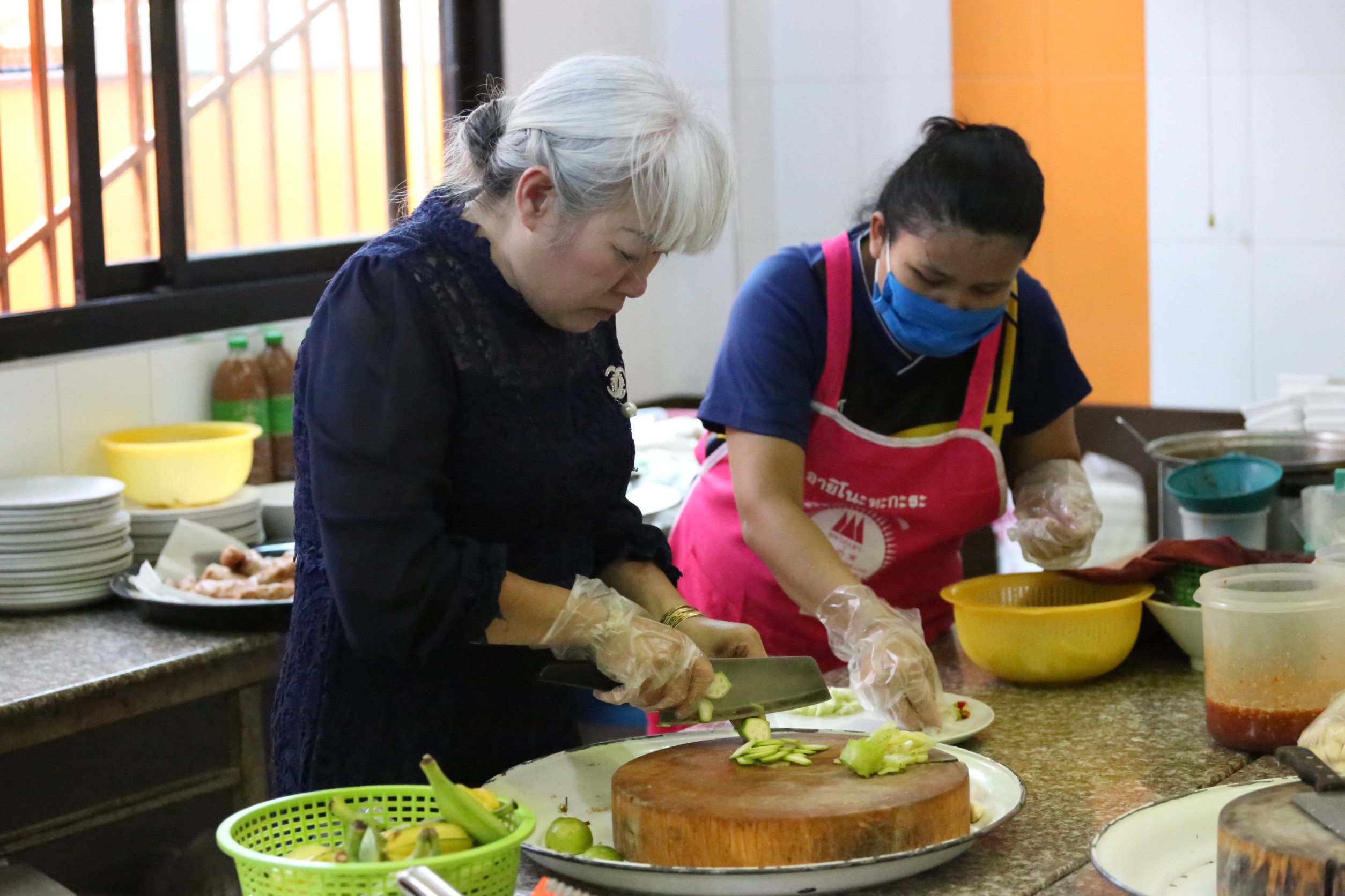 สุดแซบ พิซซ่าญวนหนึ่งเดียวนครพนม ร้านดาวทอง ต้นตำหรับเมนูเวียดนาม