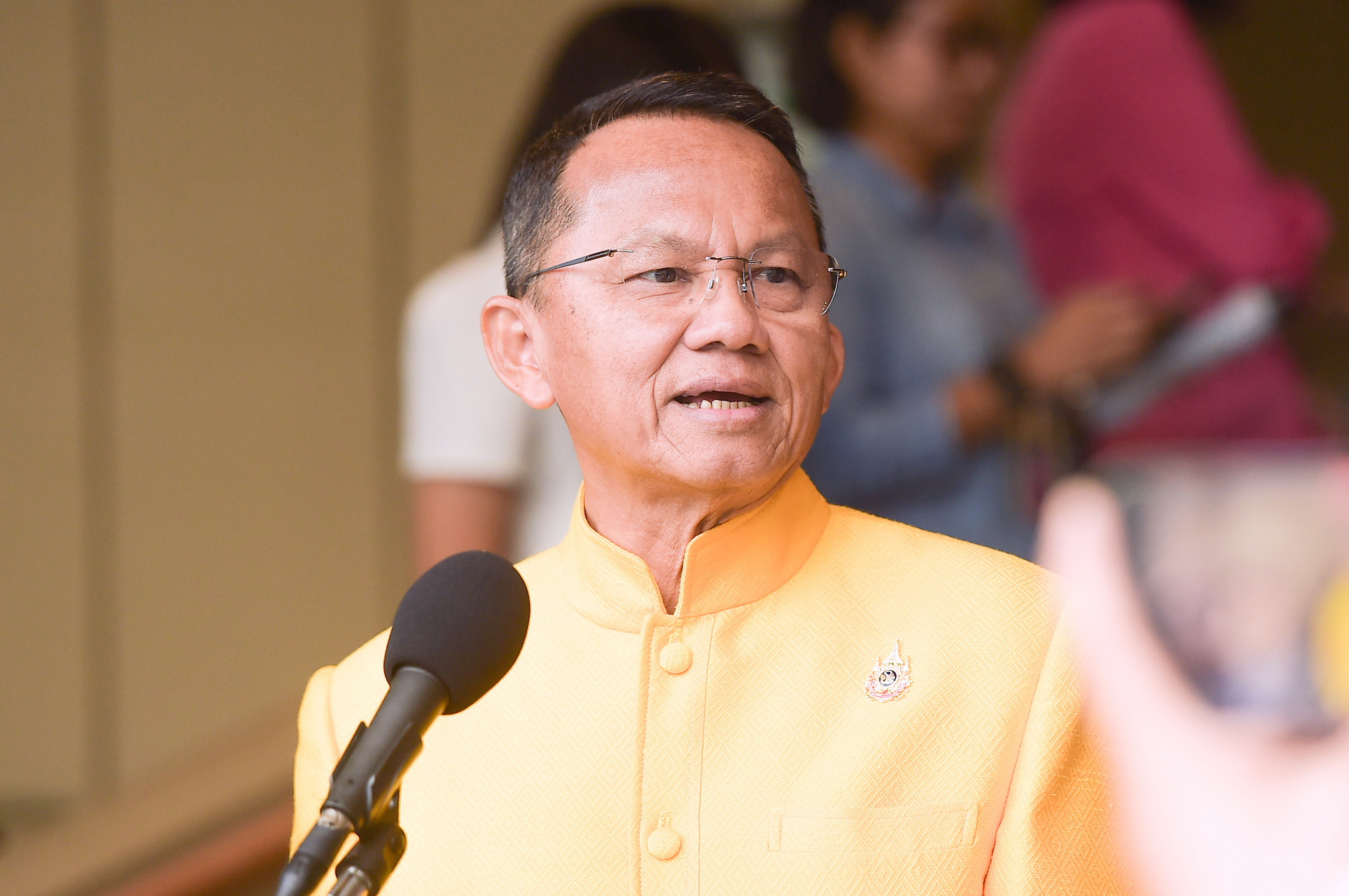 "สมศักดิ์" ย้อนศร "ภูมิใจไทย" ไม่รู้อำนาจ-หน้าที่ "มหาดไทย" แก้ปัญหายาเสพติด ซัดทำเสียเวลา เชื่อชาวบ้านเข้าใจปม "คลิปเสียง" 