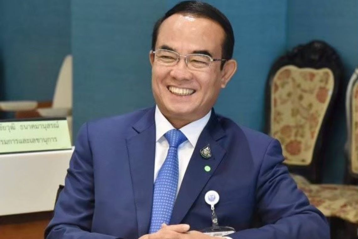 'ชินวรณ์'มั่นใจวิกฤตเลือดไหลไม่กระทบการทำงาน'ปชป.' เพราะพรรคผ่านประสบการณ์แบบนี้มาแล้ว