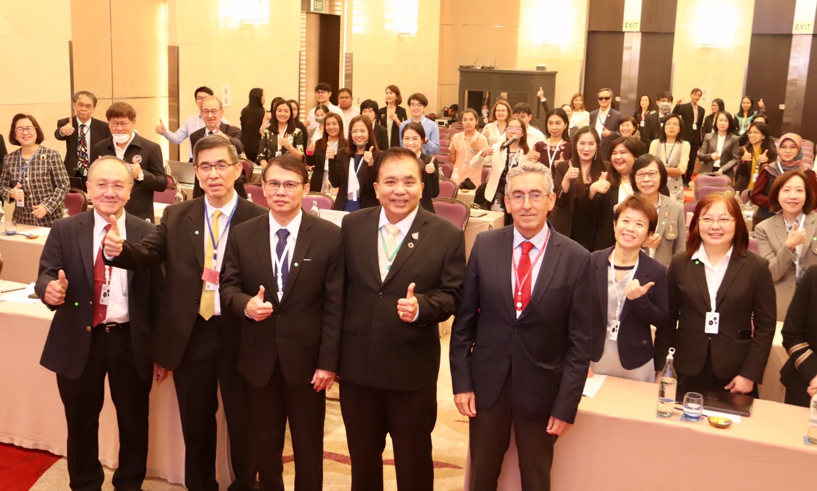 เคลื่อนความรู้วิจัยระบบยา  ต่อยอดต่างชาติ "ยกไทยเข้าถึงยามีประสิทธิภาพในหลักประกันสุขภาพไทย"