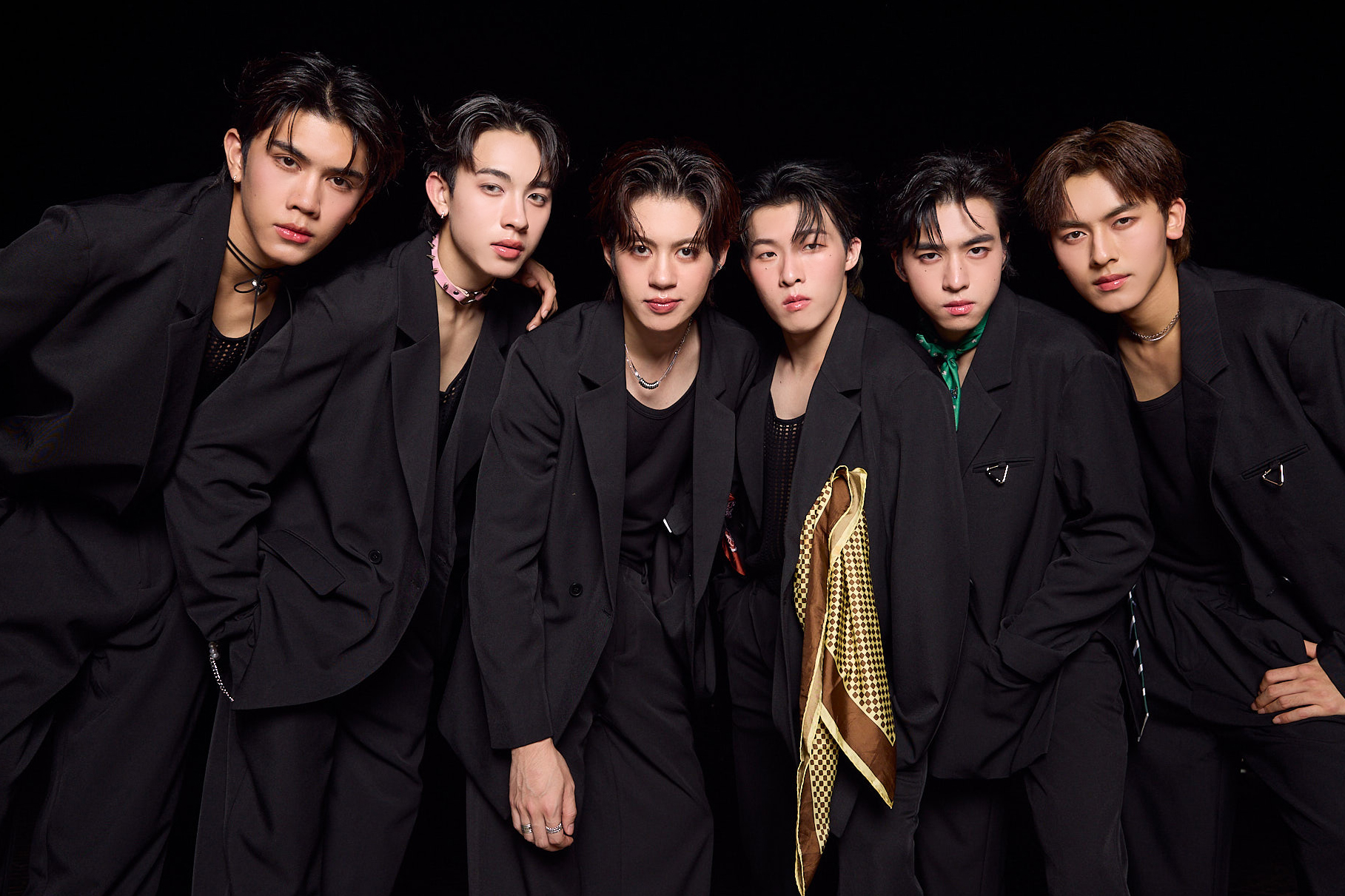 “PROXIE” เปิดโหมดคลั่งรัก  ผ่านซิงเกิลคัมแบ็ค “KISS KISS” ที่จะมามัดใจให้หลงรัก