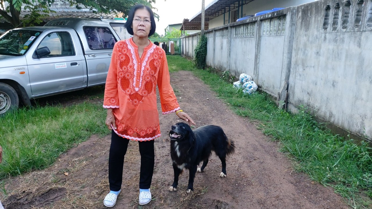 ยาบ้าของใครหายมารับคืน หลังเจ้าลำภูสุนัขเพศเมียคาบถุงดำมาไว้ในบ้านเจ้าของบ้านมาเห็นคิดว่าเป็นถุงผ้าอ้อมเด็ก เปิดดูเป็นยาบ้า