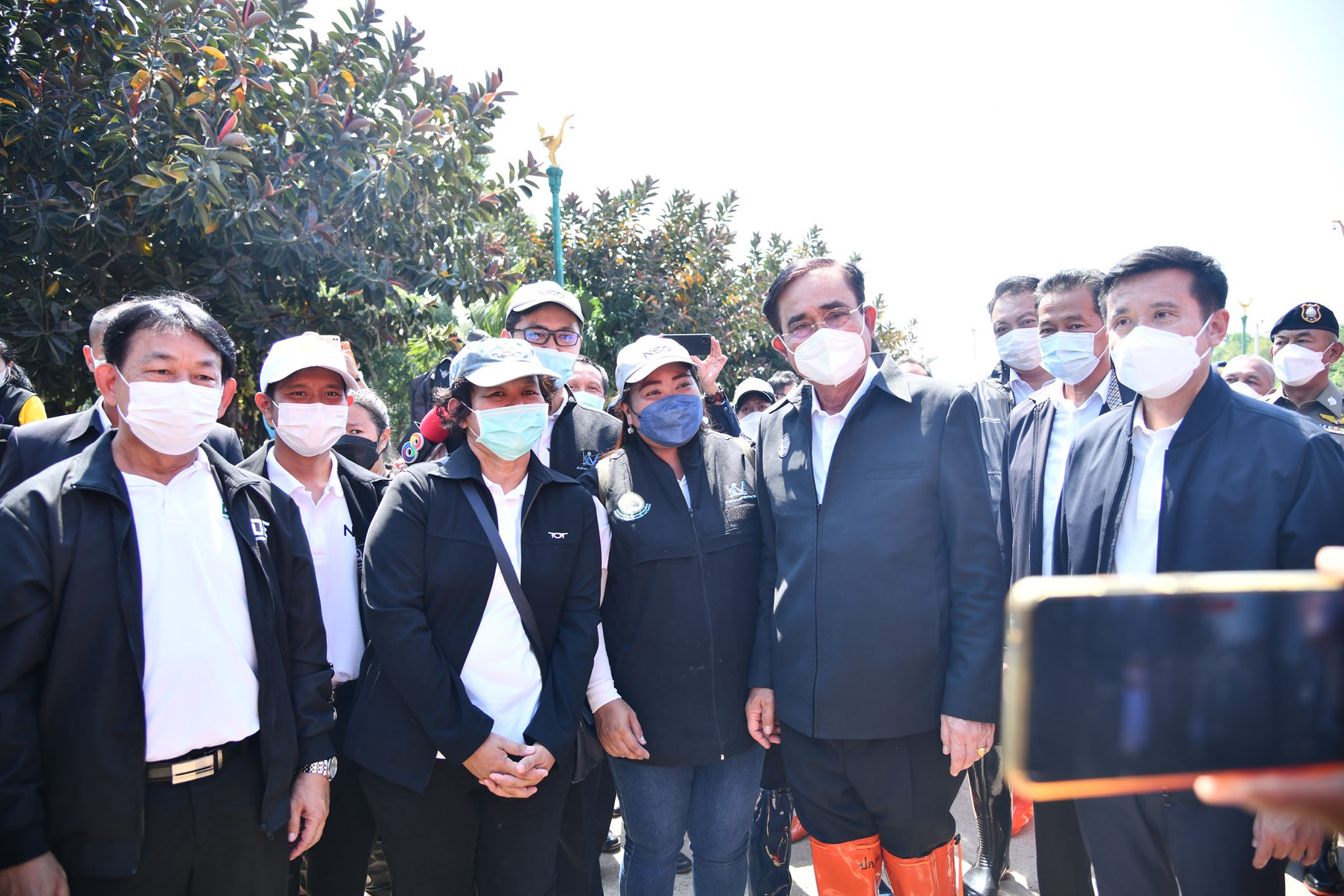 ยังเป็นความลับ! "บิ๊กตู่"ปัดตอบปม พปชร.เสนอสมัครสมาชิกพรรค 