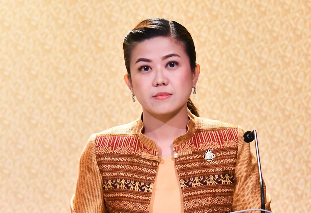 “บิ๊กป้อม” เสียใจเหตุกราดยิง สั่งว่าที่ผู้สมัคร ส.ส.หนองบัวลำภู ดูแลใกล้ชิด
