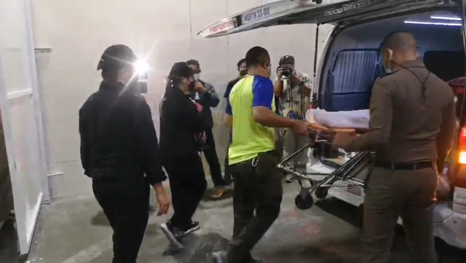 พ่อ-แม่​ "น้องจีฮุน" ย้ายร่างลูกสาวไปนิติเวช​ รพ.ธรรมศาสตร์รังสิต​ รอผลชันสูตร
